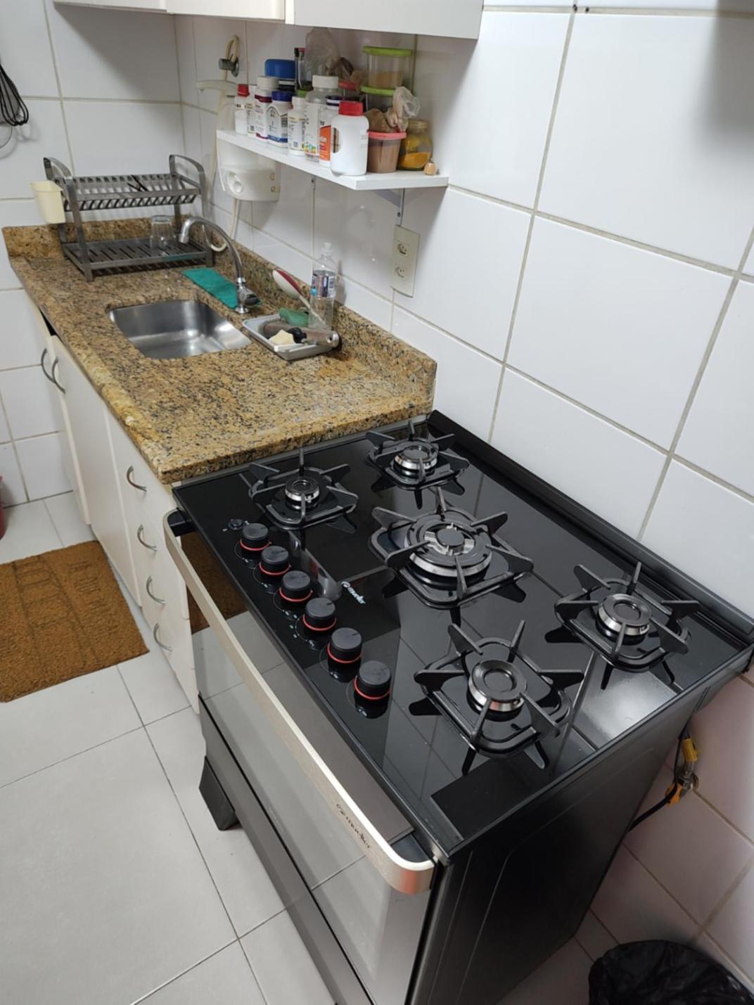 Hospedagem domiciliar E Banheiro Privativos Com Garagem Fechada Em Aconchegante Em Jardim Da Penha *